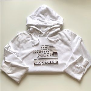 Supreme x The North Face White Hoodie